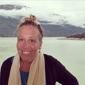 Meet your Posher, Liz